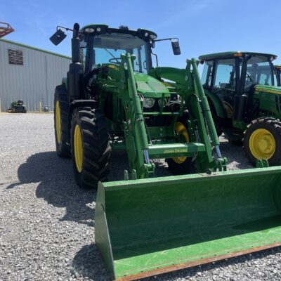 John Deere 6110M