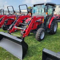 Massey Ferguson 1835M Tractor - Image 3