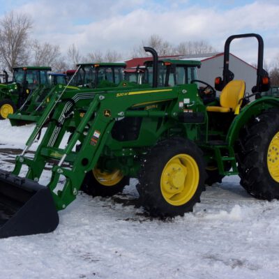 John Deere 5075E