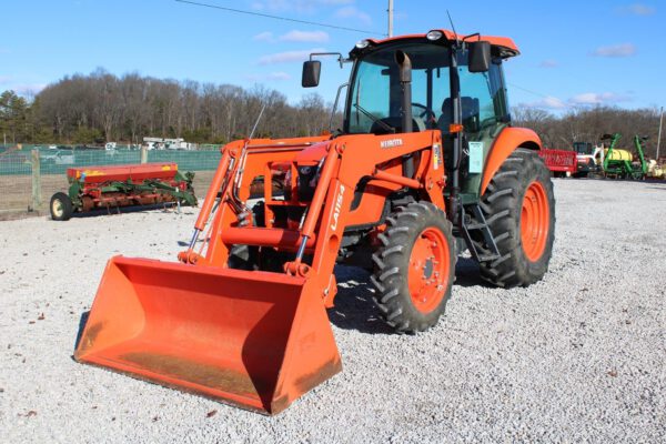 Kubota M7060D Tractor