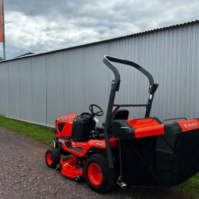 Kubota G231 lawn mower