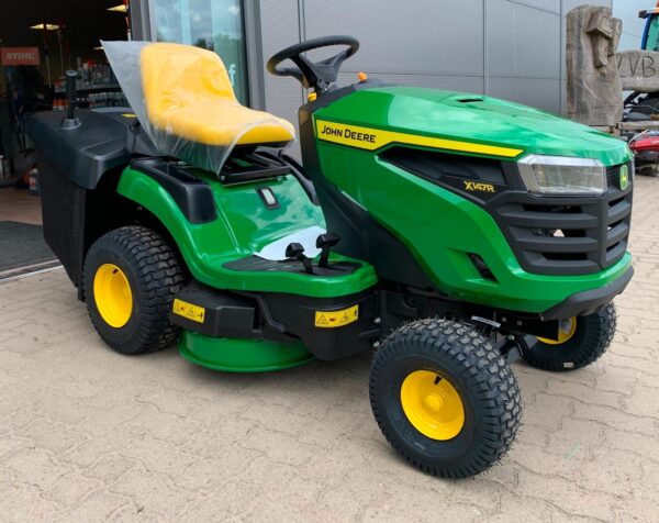 John Deere x147r